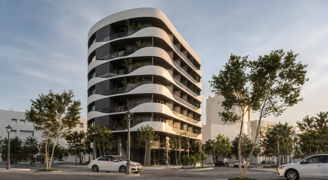 Immeuble R+6 — vue 2