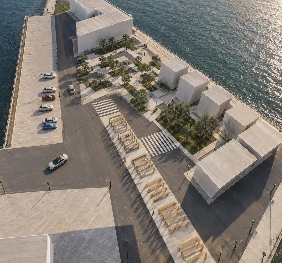Promenade de la marina — vue 2